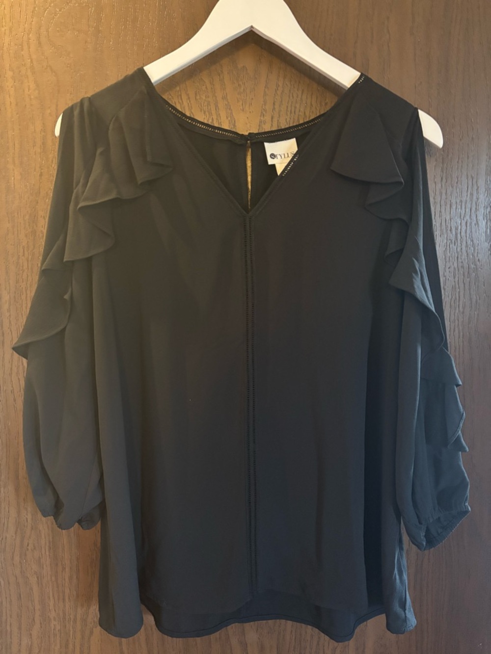 STYLUS Black Cold-Shoulder Ruffled Blouse